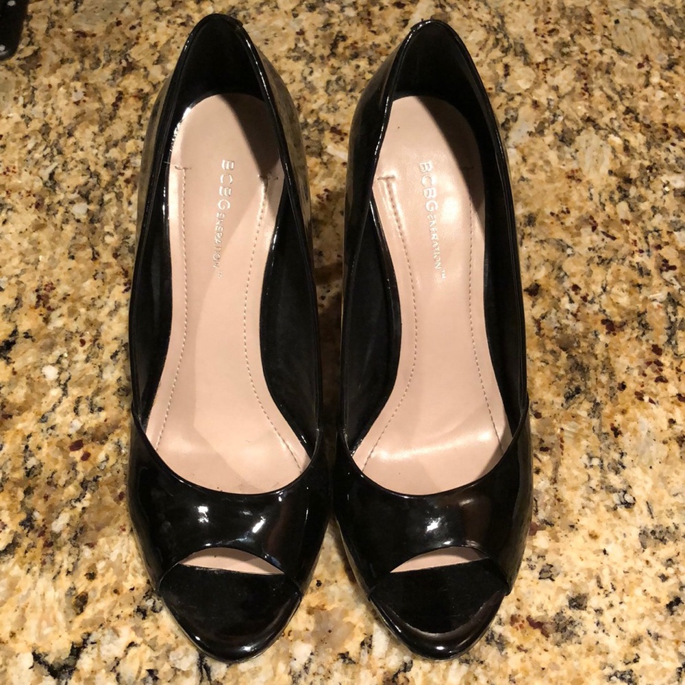 BCBG peep toe heels